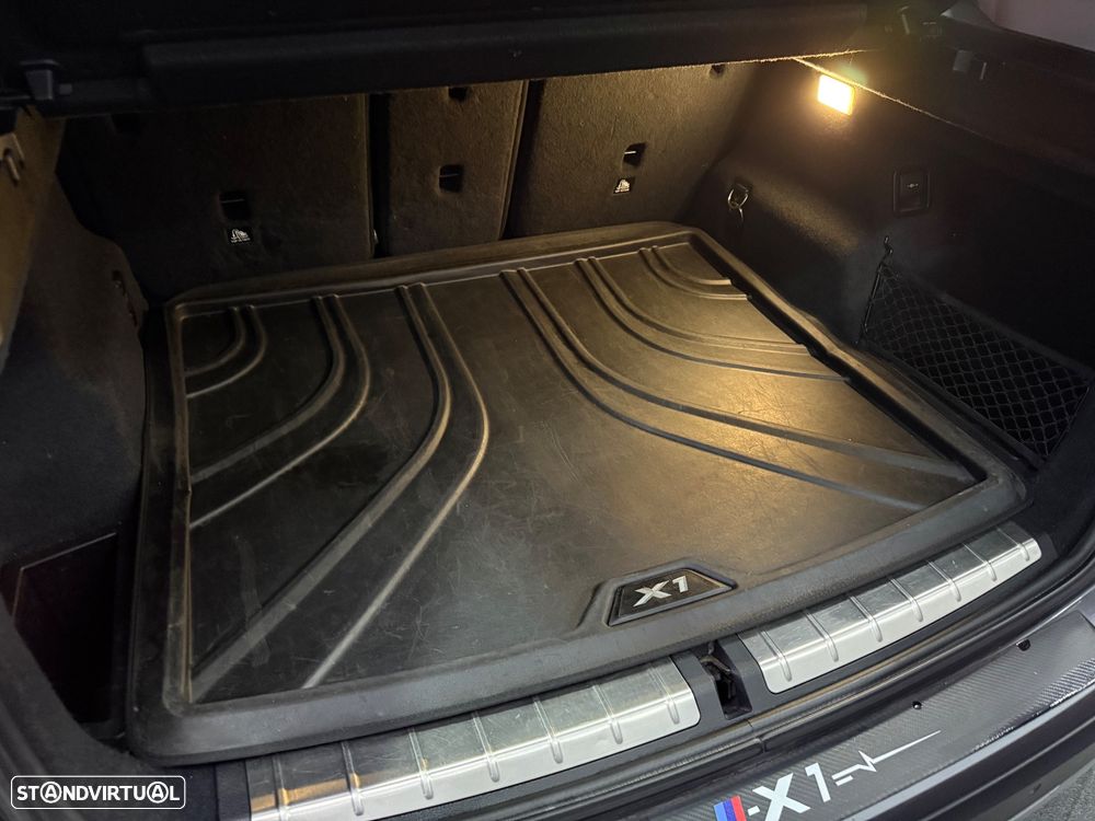 BMW X1 16 d sDrive Line xLine - 27