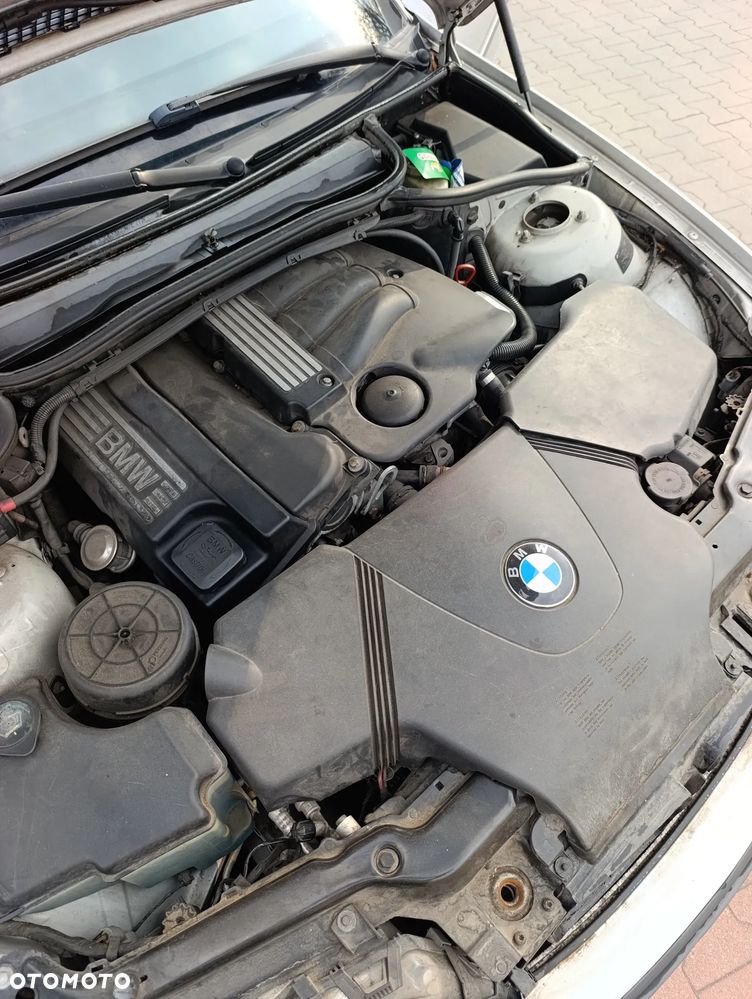 BMW Seria 3 316i - 6
