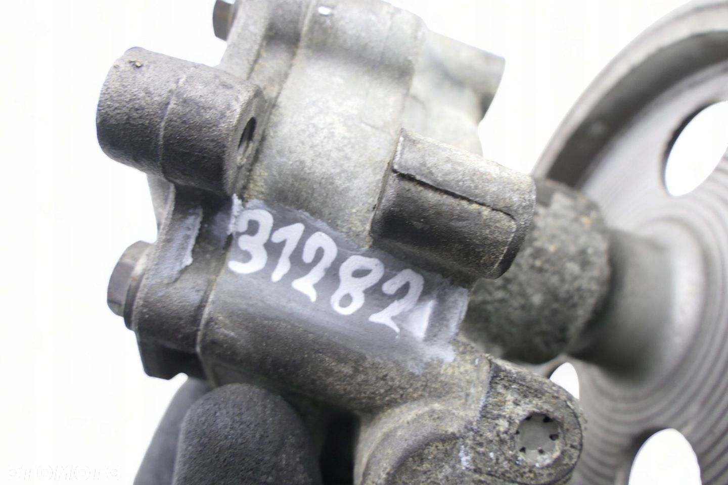 Pompa Wspomagania AUDI A4 B7 2.0 TFSI 8E0145153D - 11