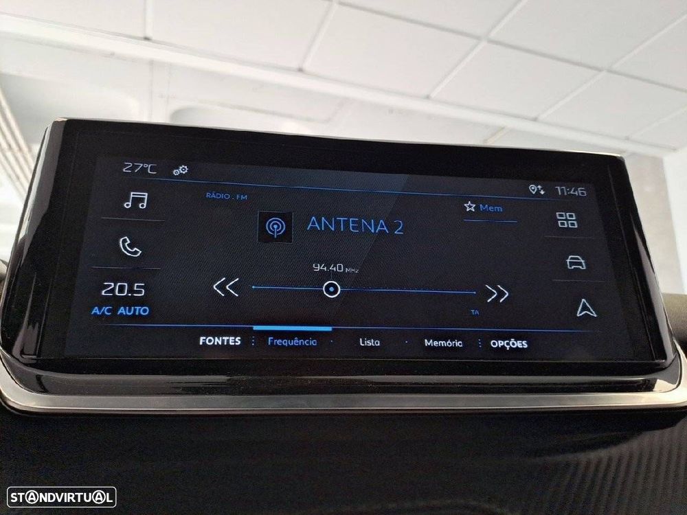 Peugeot 2008 1.2 PureTech Active - 19