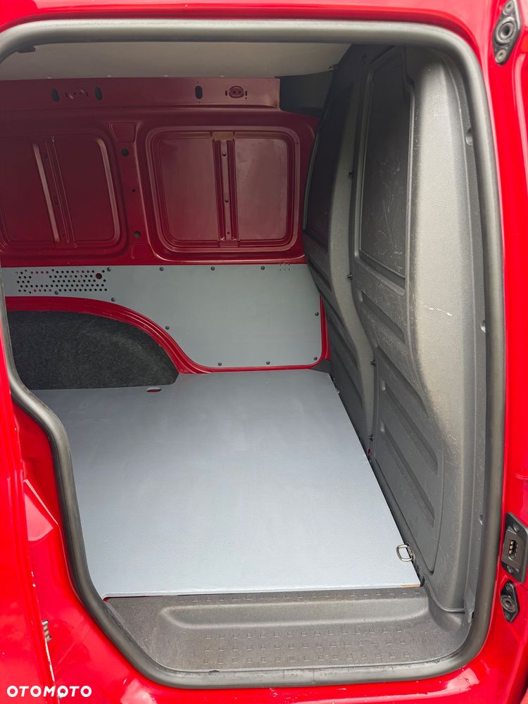 Volkswagen Caddy 1.6 (5-Si.) - 12
