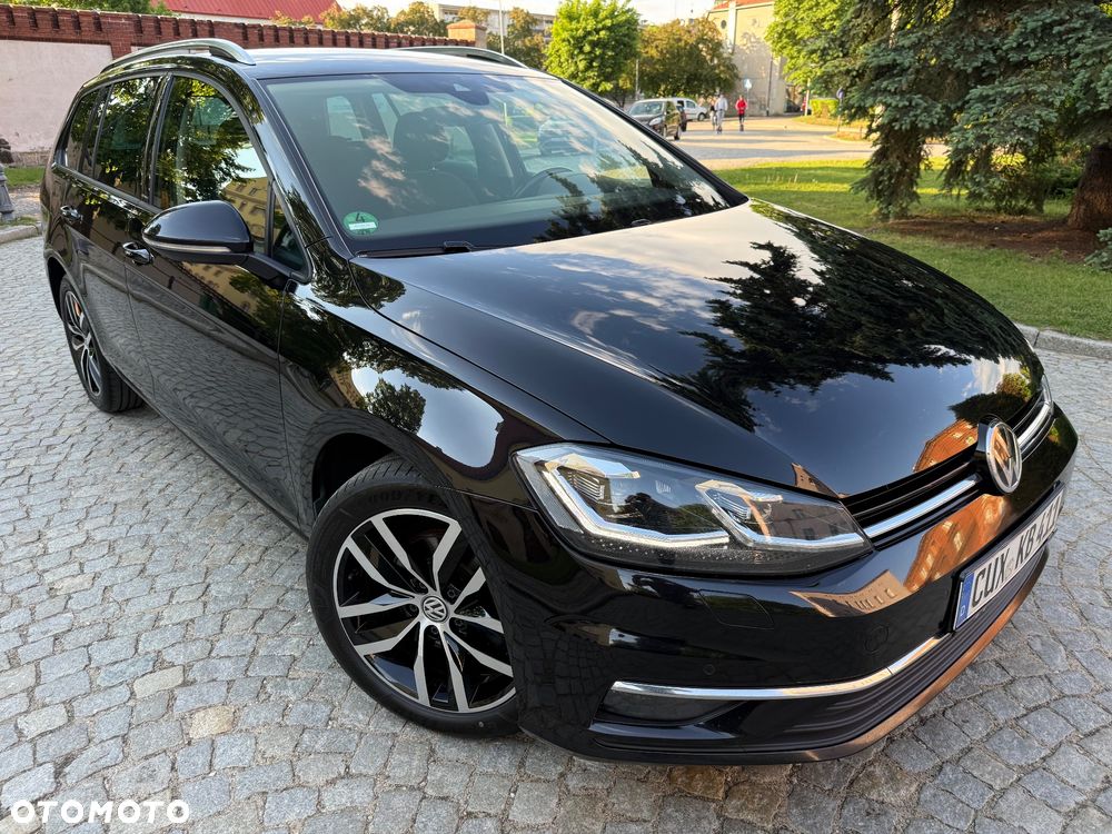 Volkswagen Golf 1.6 TDI SCR DSG IQ.DRIVE - 18