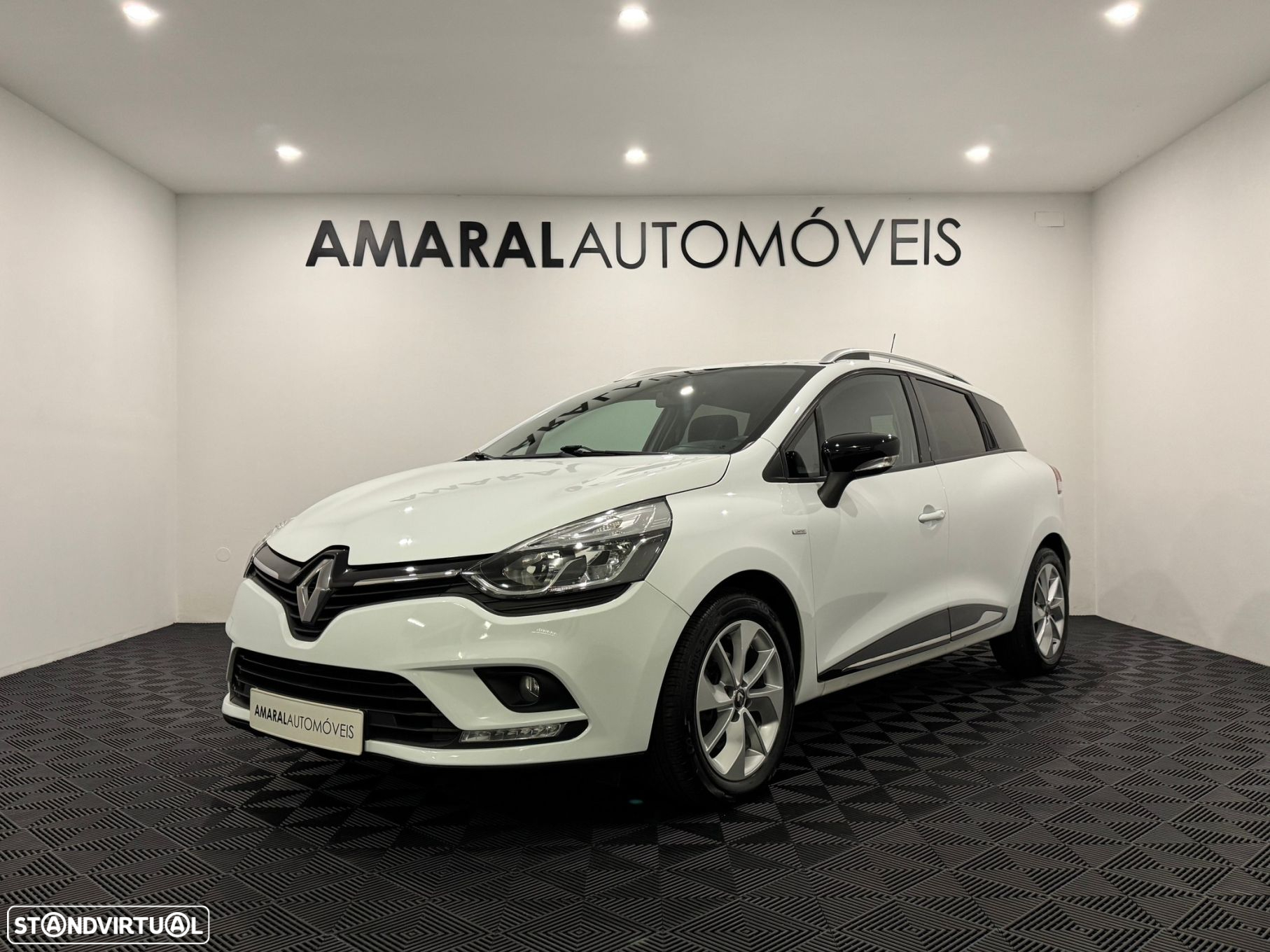 Renault Clio Sport Tourer 0.9 TCe Limited - 2