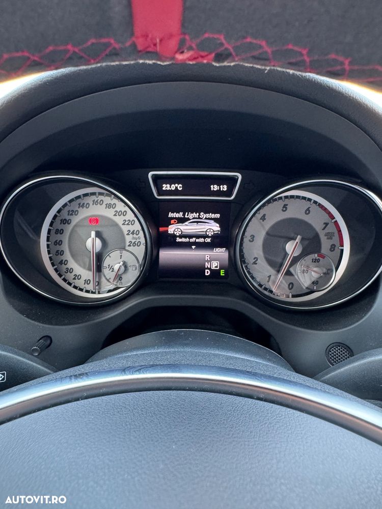 Mercedes-Benz CLA 250 - 17