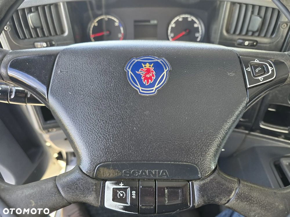 Scania P 360 6x4 - 6