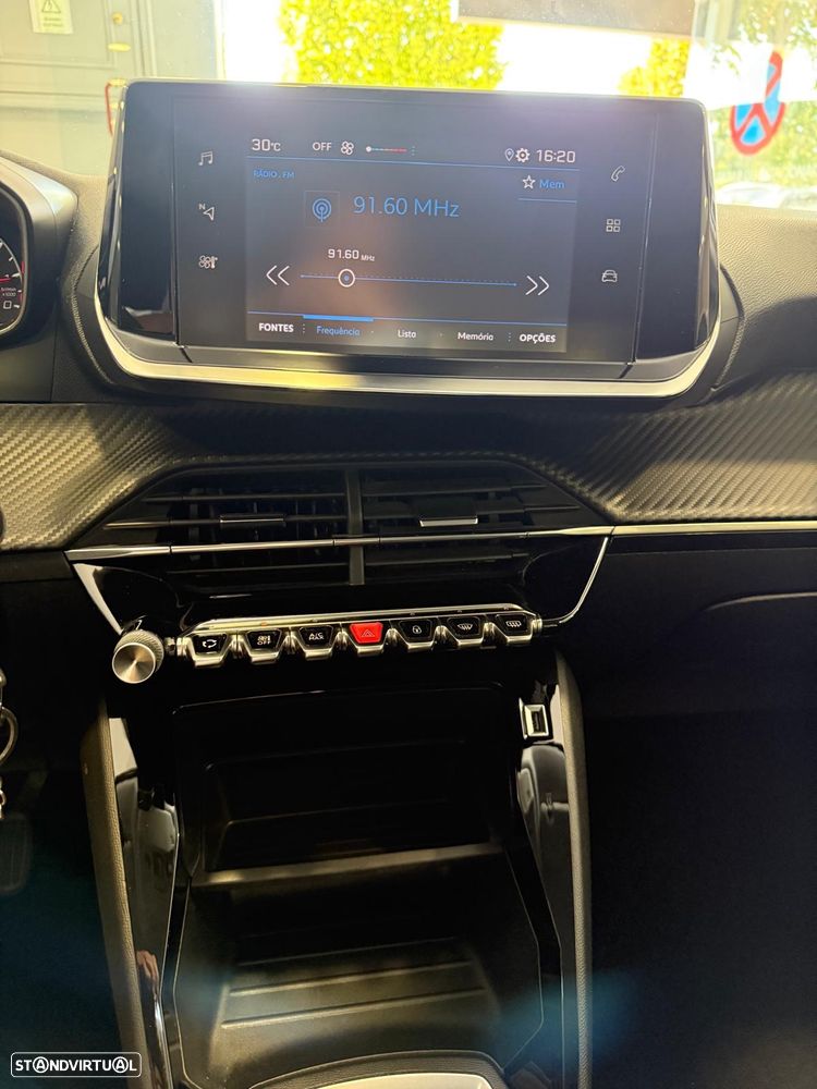 Peugeot 208 1.2 PureTech Active - 8