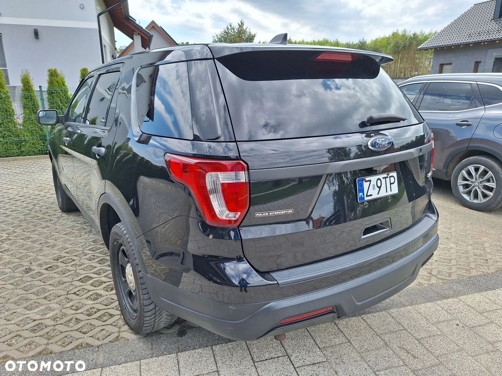Ford Explorer - 4