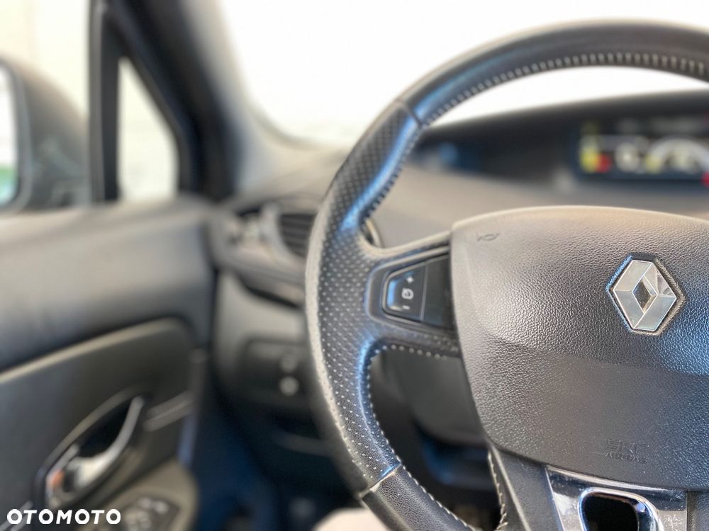 Renault Scenic Energy dCi 130 S&S Bose Edition - 24