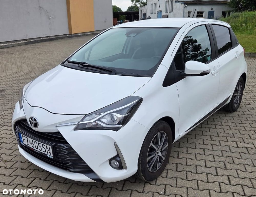 Toyota Yaris 1.5 Premium - 2