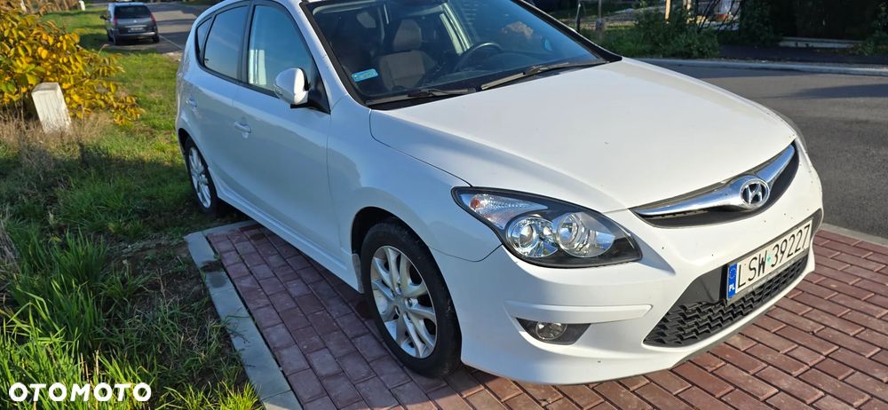 Hyundai I30 2011 photo 3