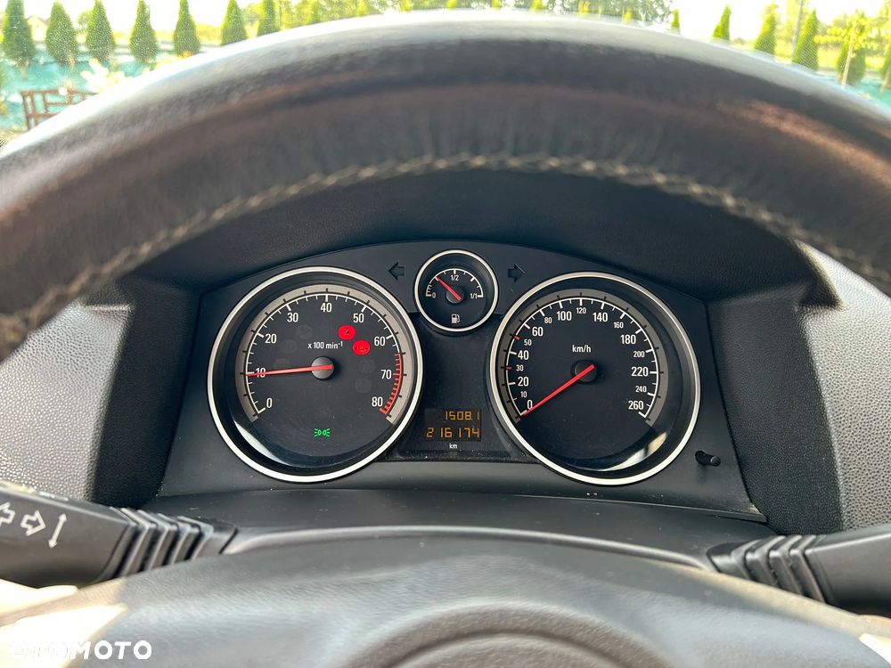 Opel Astra - 26