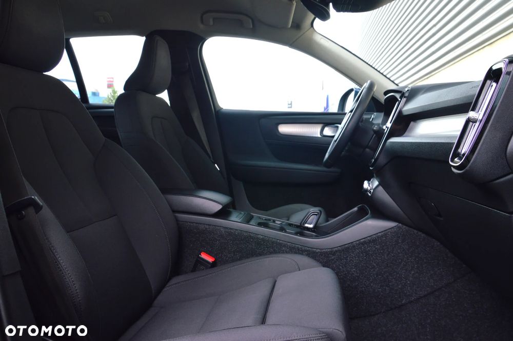 Volvo XC 40 T4 AWD Momentum Pro - 17
