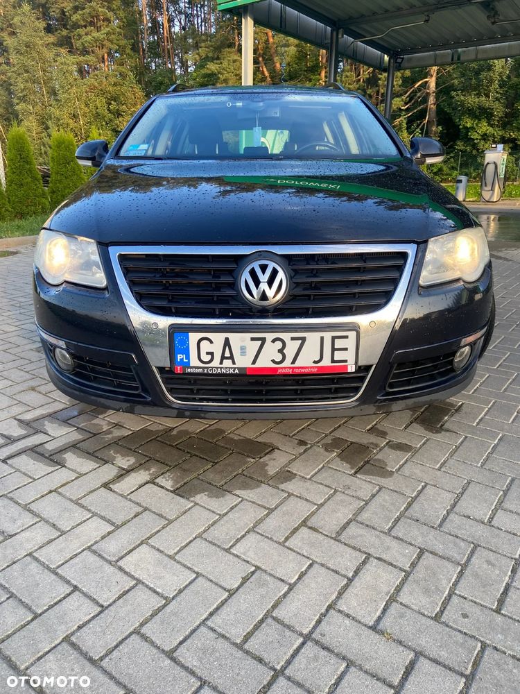 Volkswagen Passat 2.0 TDI Comfortline DSG - 2