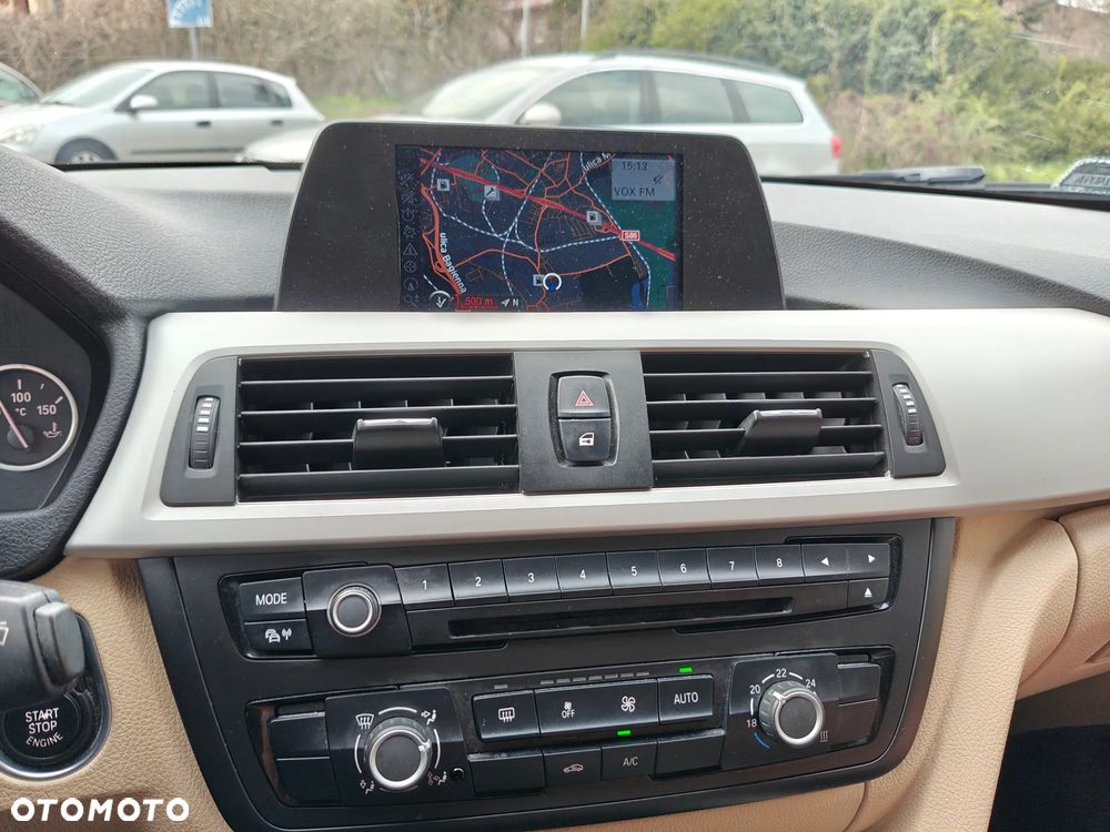 BMW Seria 3 320d - 27