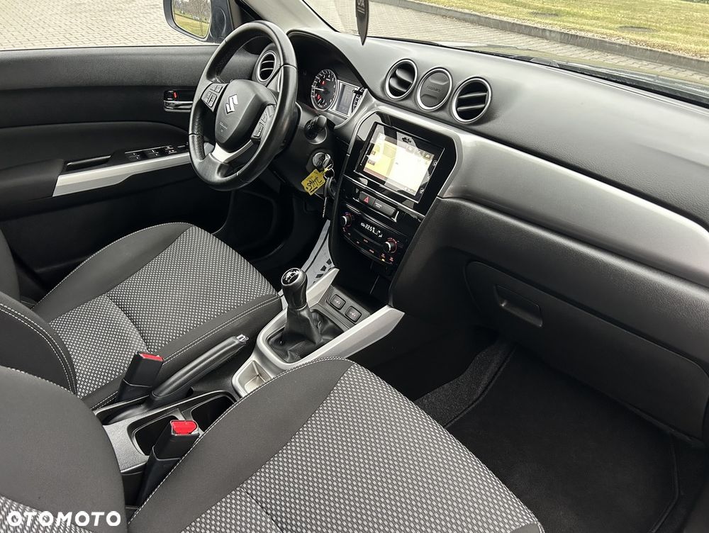 Suzuki Vitara 1.6 Premium 2WD - 29