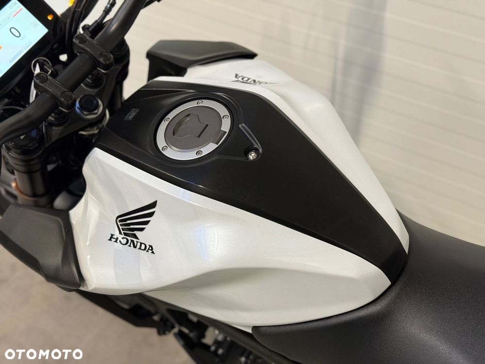 Honda CB - 26