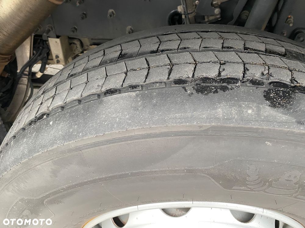 Renault T480 Sleeper Cab - 6