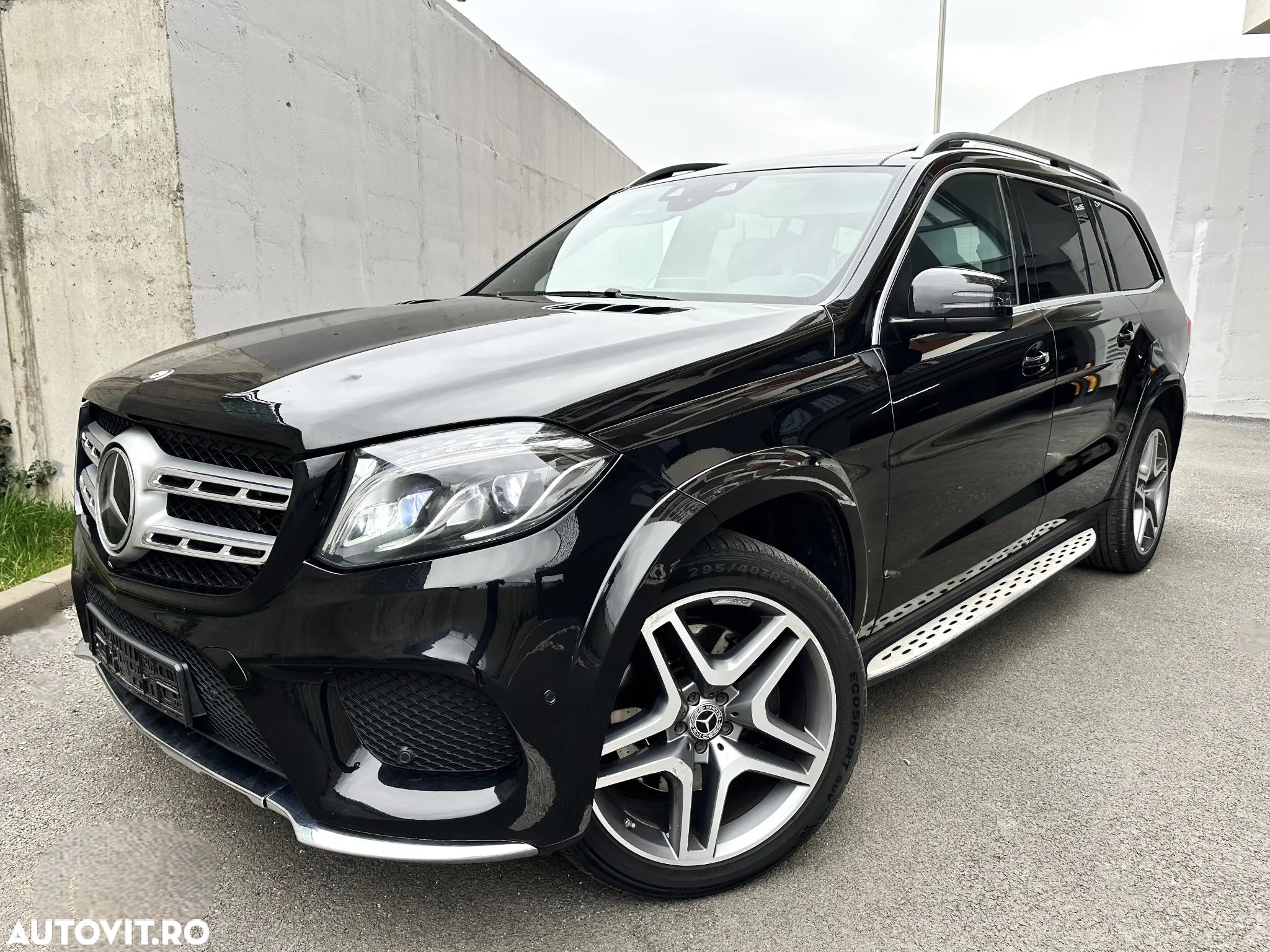 Mercedes-Benz GLS 350 d 4Matic 9G-TRONIC AMG Line - 1