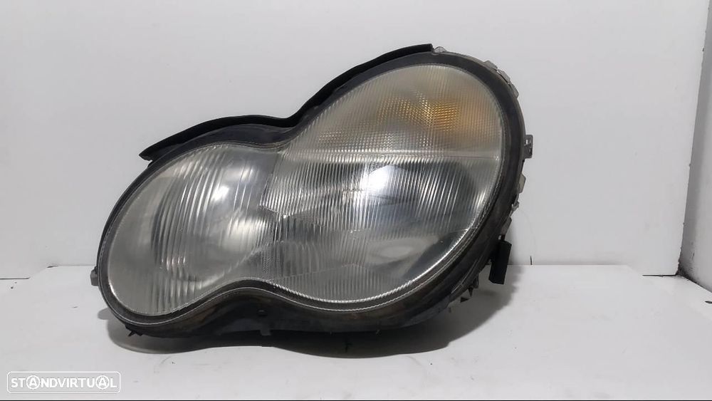 FAROL ESQUERDO MERCEDES-BENZ CLASE C BM 203 BERLINA - 1