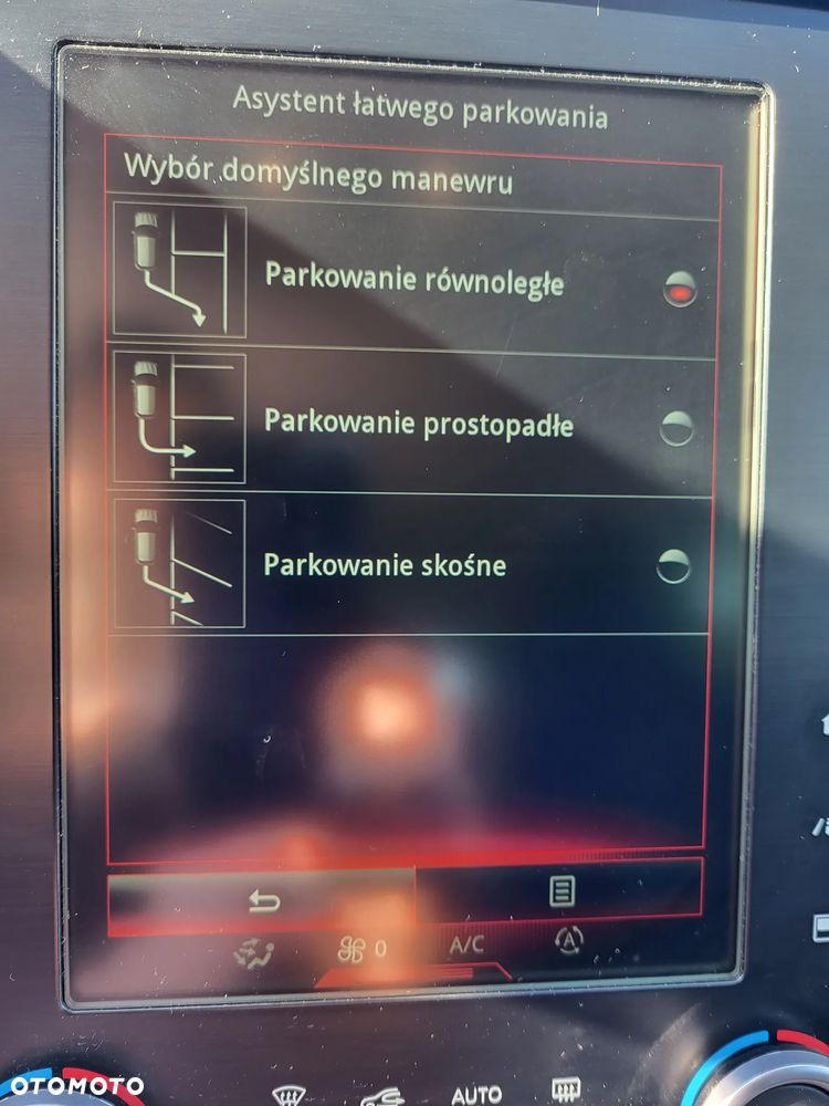 Renault Megane ENERGY TCe 205 EDC GT - 16