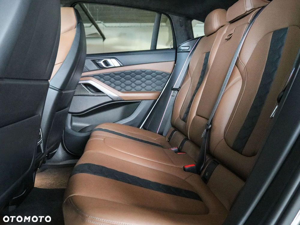 BMW X6M M - 15