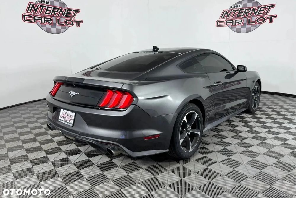 Ford Mustang 2.3 EcoBoost - 8