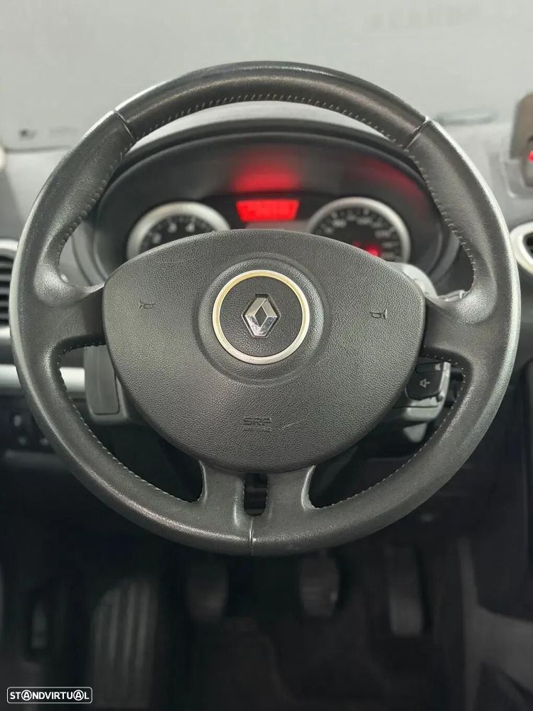 Renault Clio 1.2 16V Dynamique - 15