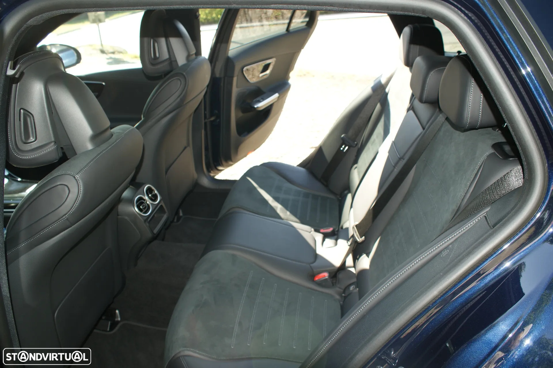 Mercedes-Benz C 300 e AMG Line - 15