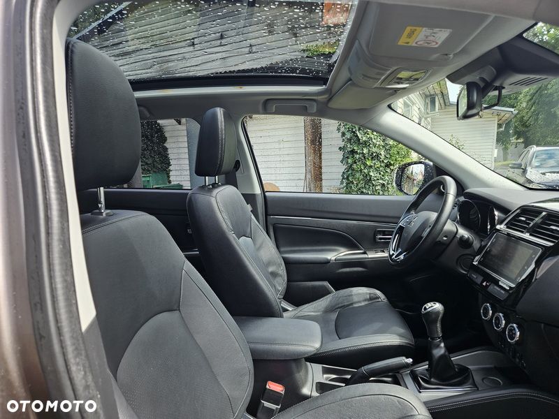 Mitsubishi ASX 1.6 Intense Plus Navi Blue Edition - 3