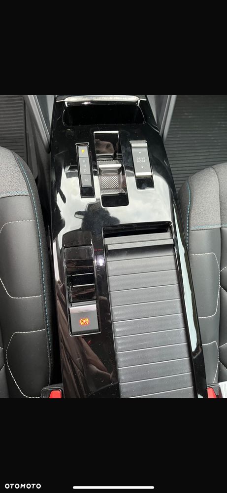 Citroën C4 1.2 PureTech Plus S&S EAT8 - 17