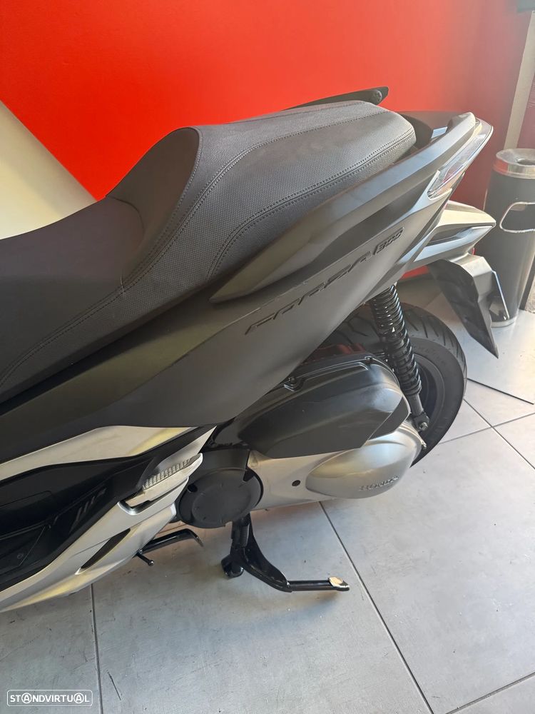 Honda Forza 300 abs - 8