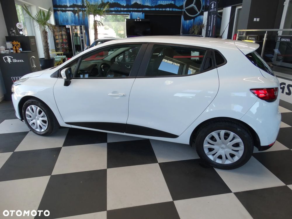 Renault Clio 1.2 16V Intens - 2