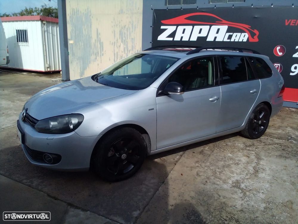 VW Golf Variant 1.6 TDi DPF DSG MATCH - 4