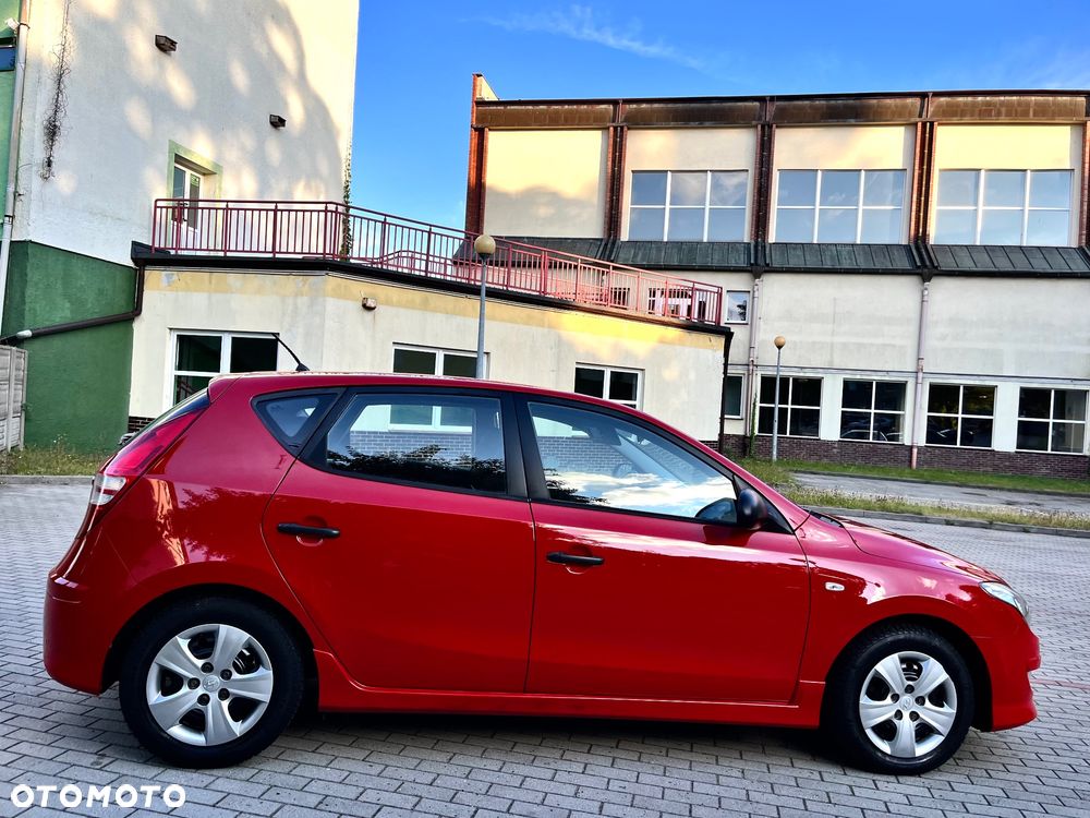 Hyundai i30 1.4 FIFA WM Edition - 8
