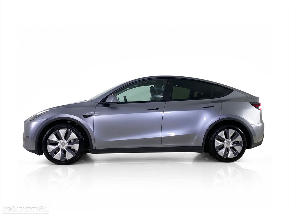 Tesla Model Y Long Range Dual Motor AWD - 5