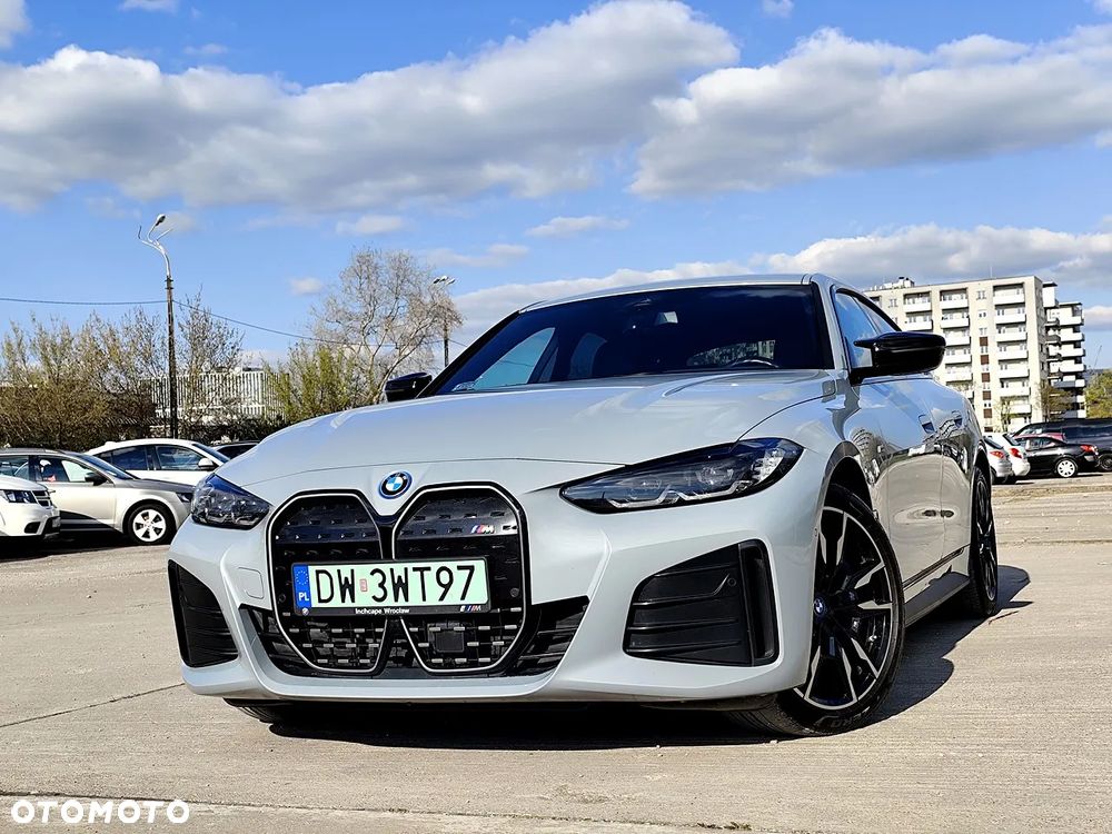 BMW i4 - 1