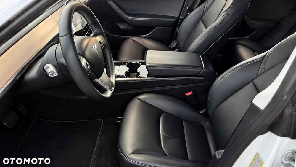 Tesla Model 3 Langstreckenbatterie Allradantrieb Dual Motor Performance - 7