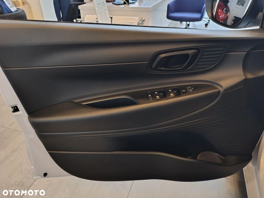 Hyundai i20 1.0 T-GDi Pure DCT - 12