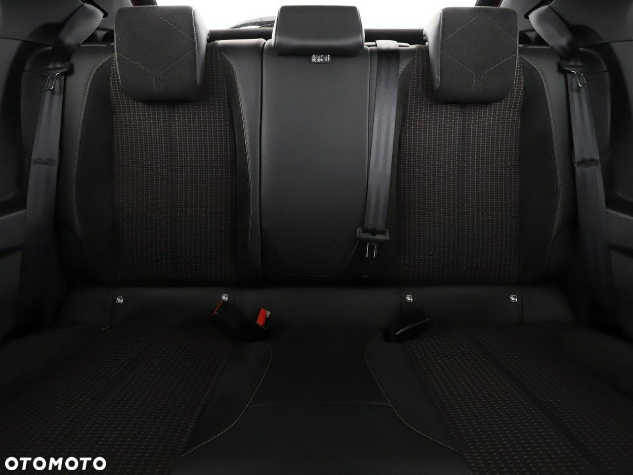 DS Automobiles DS 3 Crossback 1.2 PureTech Performance Line - 18