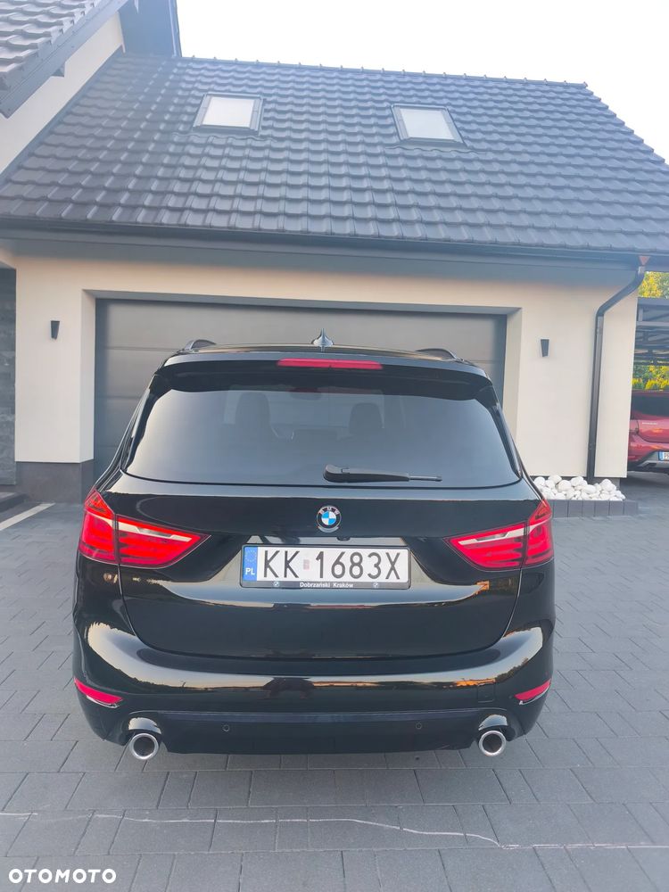 BMW Seria 2 218d Luxury Line sport - 10
