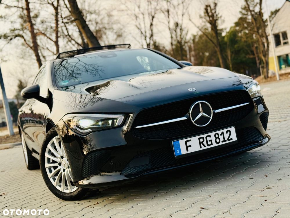 Mercedes-Benz CLA 220 d AMG Line 8G-DCT - 34
