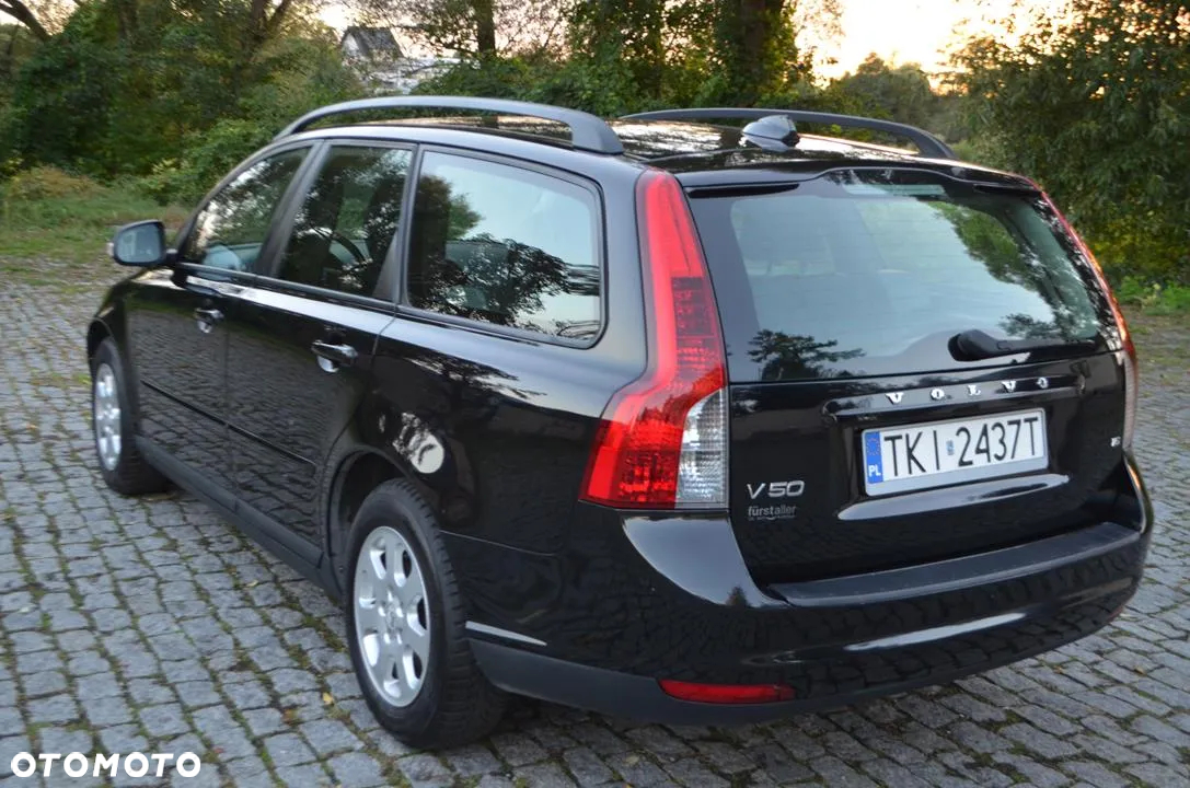 Volvo V50 1.6 - 15