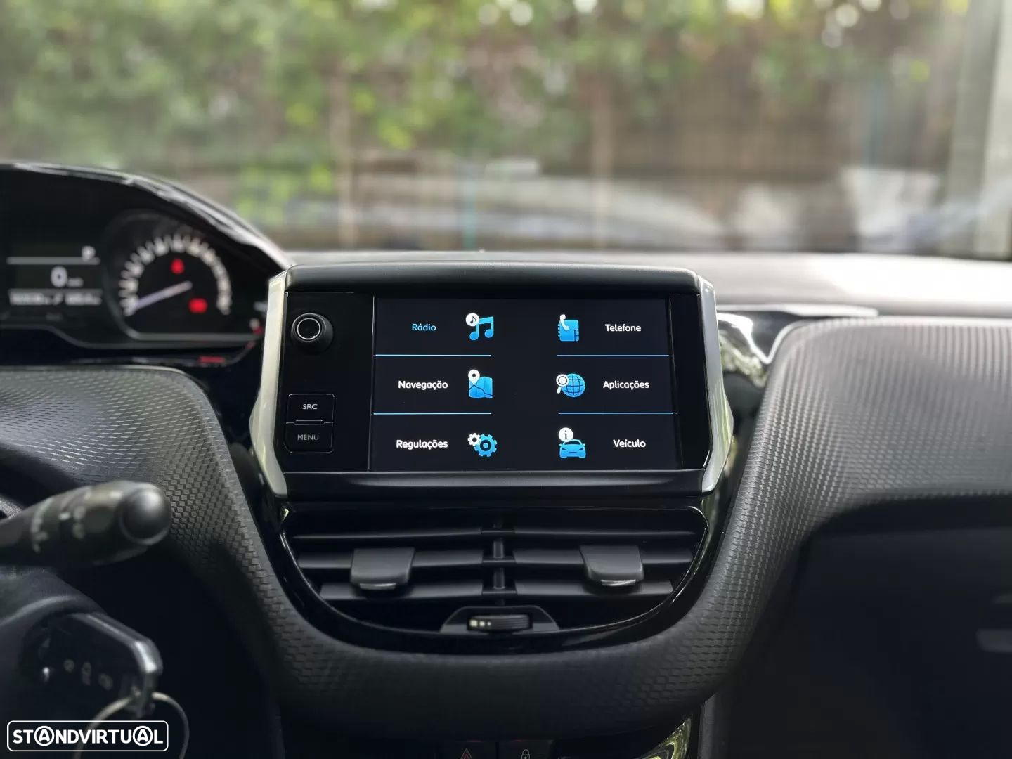 Peugeot 208 1.2 PureTech Allure EAT6 - 29