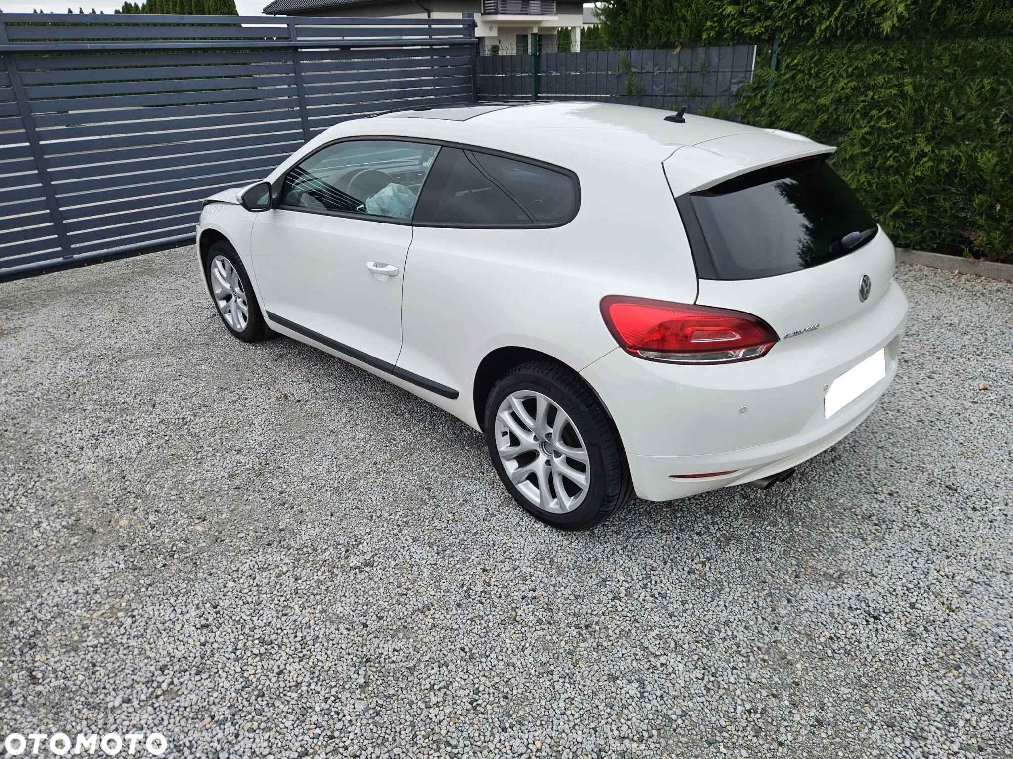 Volkswagen Scirocco 2.0 TDI Blue Motion Technologie Life - 3