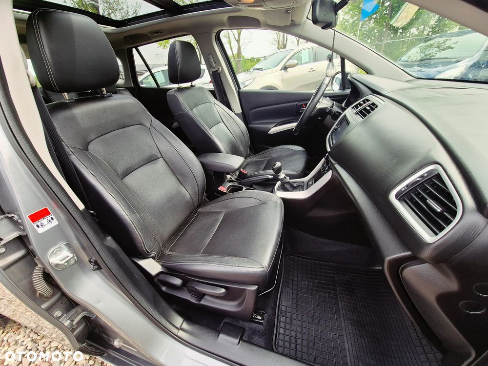 Suzuki SX4 S-Cross 1.6 DDiS 4x2 Comfort - 31