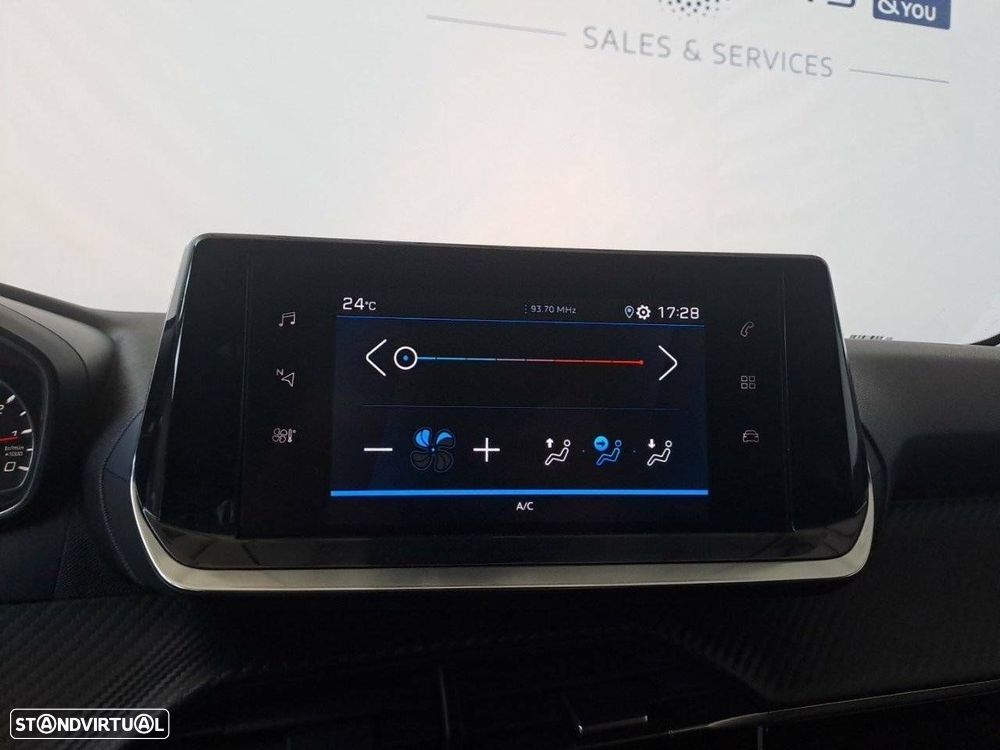 Peugeot 208 1.2 PureTech Active Pack - 23