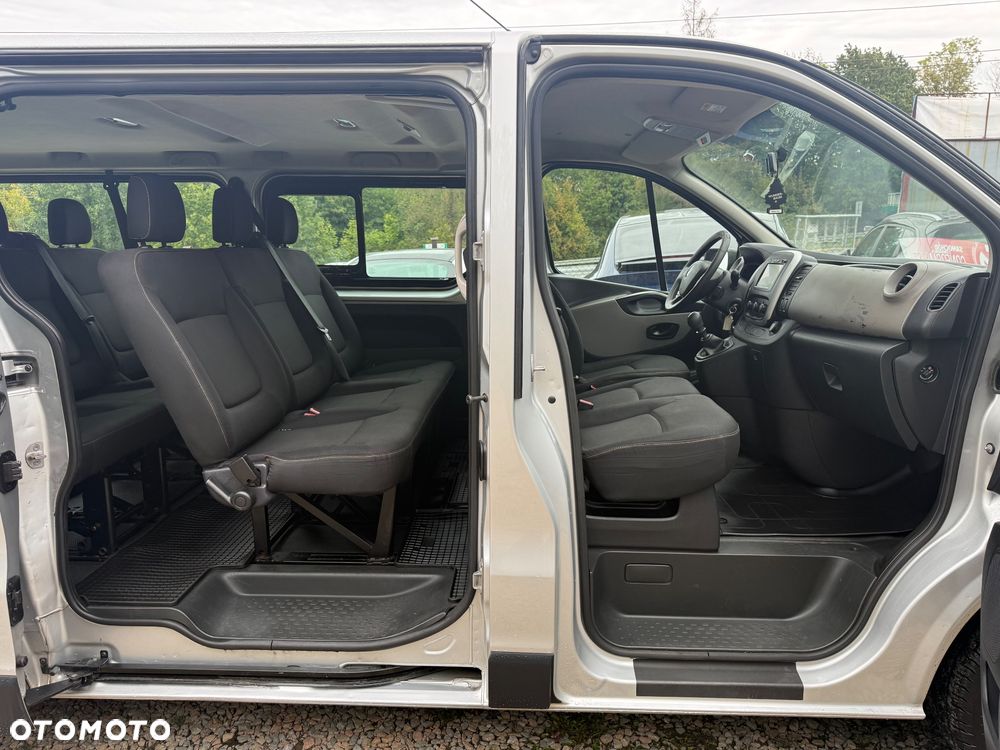 Renault Trafic - 30