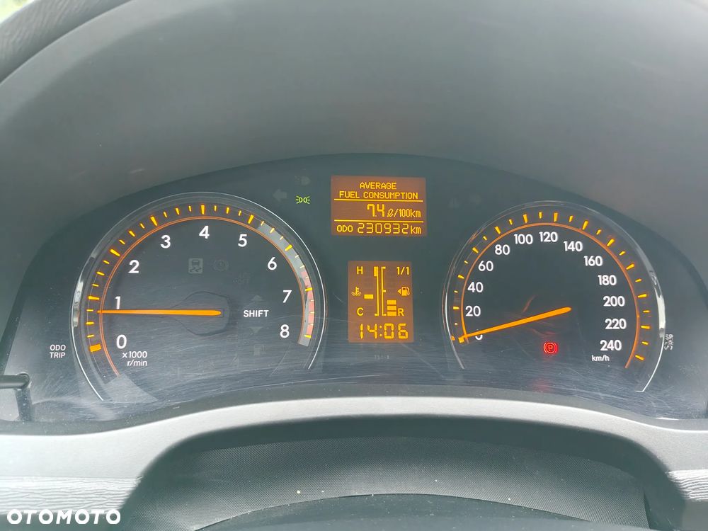Toyota Avensis 1.8 Sol plus - 14
