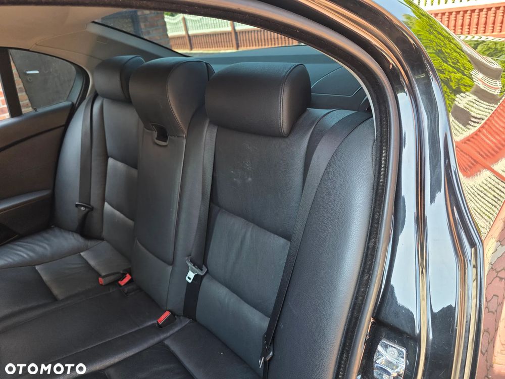 BMW Seria 5 520d - 6