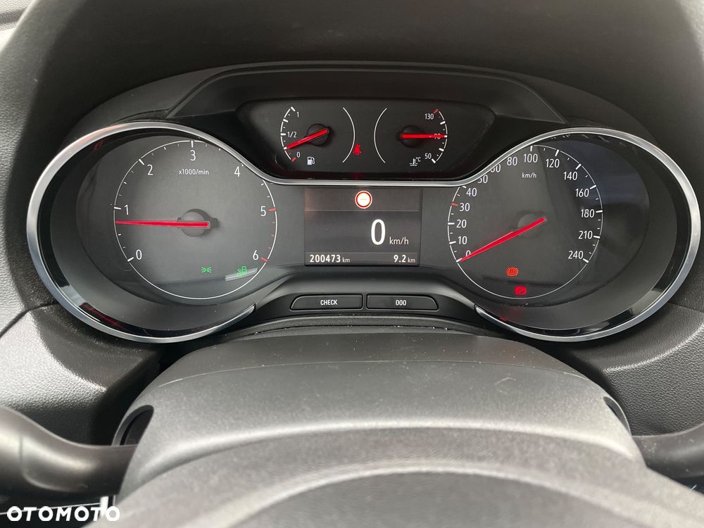 Opel Grandland X 1.6 D Start/Stop Business INNOVATION - 11